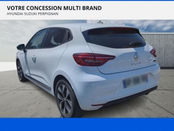 Photo 2 du bon plan RENAULT Clio 1.6 E-Tech 145ch full hybrid Evolution occasion à 17490 €