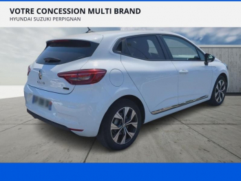 Photo 6 du bon plan RENAULT Clio 1.6 E-Tech 145ch full hybrid Evolution occasion à 17490 €