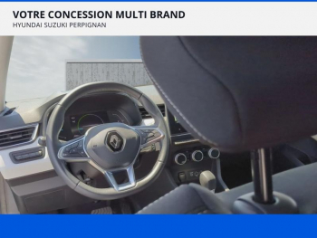 Photo 9 du bon plan RENAULT Clio 1.6 E-Tech 145ch full hybrid Evolution occasion à 17490 €
