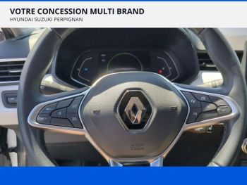 Photo 17 du bon plan RENAULT Clio 1.6 E-Tech 145ch full hybrid Evolution occasion à 17490 €