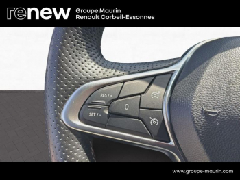 Photo 24 du bon plan RENAULT Clio 1.6 E-Tech hybride 145ch RS Line occasion à 17890 €