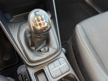 Photo 19 du bon plan FORD Fiesta 1.1 75ch Cool & Connect 5p occasion à 11690 €
