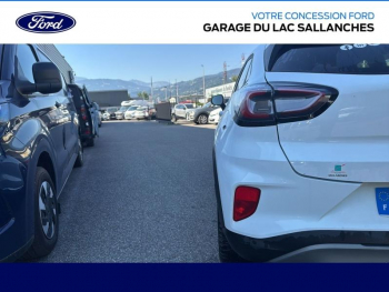 Photo 16 du bon plan FORD Puma 1.0 Flexifuel 125ch S&S mHEV Titanium occasion à 18490 €
