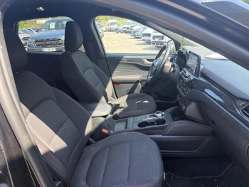 Photo 11 du bon plan FORD Kuga 2.5 Duratec 190ch FHEV E85 ST-Line BVA occasion à 17990 €