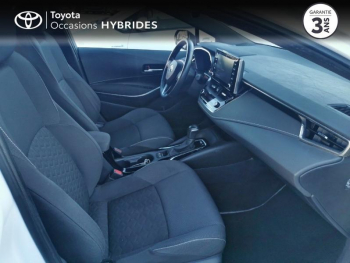 Photo 12 du bon plan TOYOTA Corolla 122h Dynamic Business + Programme Beyond Zero Academy MY22 occasion à 15990 €