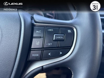 Photo 10 du bon plan LEXUS UX 250h 2WD Premium Edition MY20 occasion à 20490 €