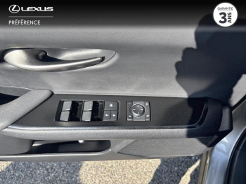 Photo 12 du bon plan LEXUS UX 250h 2WD Premium Edition MY20 occasion à 20490 €