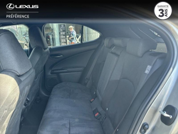 Photo 14 du bon plan LEXUS UX 250h 2WD Premium Edition MY20 occasion à 20490 €