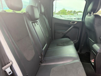 Photo 12 du bon plan FORD Ranger VUL 2.0 TDCi 213ch Double Cabine Raptor BVA10 occasion à 57980 €