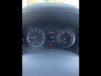 Photo 21 du bon plan HYUNDAI Kona 1.0 T-GDi 120ch FAP Intuitive Euro6d-T EVAP occasion à 13980 €
