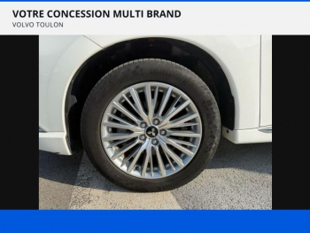 Photo 4 du bon plan MITSUBISHI Outlander PHEV Twin Motor Business 4WD Euro6d-T EVAP 5cv occasion à 18990 €