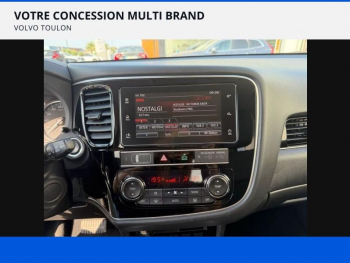 Photo 10 du bon plan MITSUBISHI Outlander PHEV Twin Motor Business 4WD Euro6d-T EVAP 5cv occasion à 18990 €