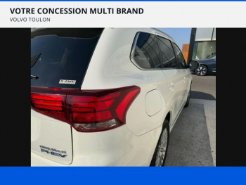 Photo 16 du bon plan MITSUBISHI Outlander PHEV Twin Motor Business 4WD Euro6d-T EVAP 5cv occasion à 18990 €