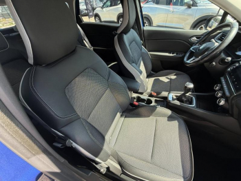 Photo 10 du bon plan RENAULT Captur 1.5 Blue dCi 115ch Intens occasion à 15495 €
