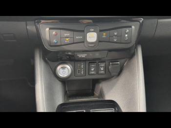 Photo 17 du bon plan NISSAN Leaf 150ch 40kWh Tekna 21 occasion à 14980 €