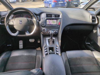 Photo 17 du bon plan DS DS 5 BlueHDi 180ch Performance line S&S EAT6 occasion à 10880 €