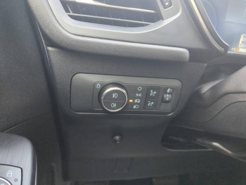 Photo 18 du bon plan FORD Kuga 2.5 Duratec 180ch Hybrid FlexiFuel Titanium Powershift occasion à 27990 €
