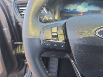 Photo 17 du bon plan FORD Kuga 2.5 Duratec 190ch FHEV E85 Vignale BVA occasion à 27900 €
