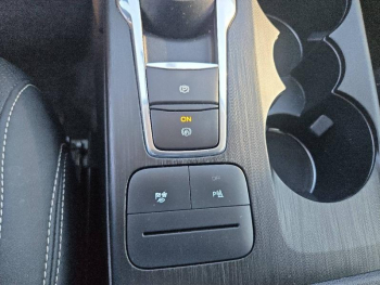 Photo 33 du bon plan FORD Kuga 2.5 Duratec 190ch FHEV E85 Vignale BVA occasion à 27900 €