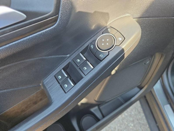Photo 36 du bon plan FORD Kuga 2.5 Duratec 190ch FHEV E85 Vignale BVA occasion à 27900 €
