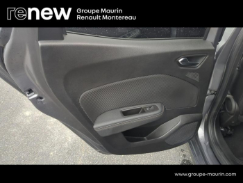 Photo 18 du bon plan RENAULT Clio 1.6 E-Tech hybride 145ch Engineered occasion à 16900 €