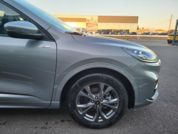 Photo 10 du bon plan FORD Kuga 2.5 Duratec 190ch FHEV E85 ST-Line X BVA occasion à 27949 €