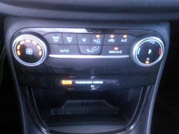 Photo 13 du bon plan FORD Puma 1.0 Flexifuel 125ch S&S E85 mHEV Titanium occasion à 18900 €
