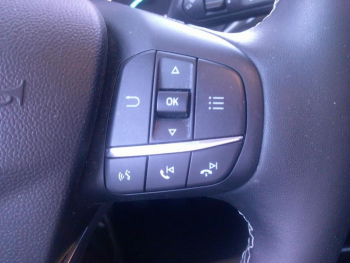 Photo 17 du bon plan FORD Puma 1.0 Flexifuel 125ch S&S E85 mHEV Titanium occasion à 18900 €