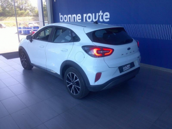 Photo 26 du bon plan FORD Puma 1.0 Flexifuel 125ch S&S E85 mHEV Titanium occasion à 18900 €