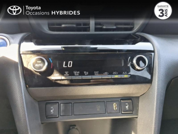 Photo 21 du bon plan TOYOTA Yaris Cross 116h Design cargo MY22 occasion à 22990 €