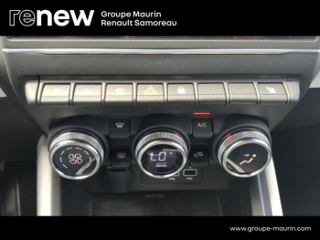 Photo 28 du bon plan RENAULT Clio 1.6 E-Tech hybride 145ch Techno occasion à 17400 €