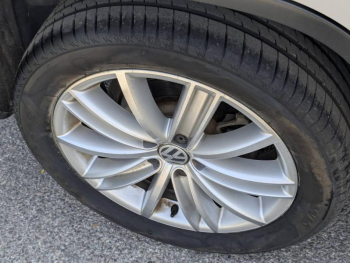 Photo 5 du bon plan VOLKSWAGEN Tiguan 2.0 TDI 177ch BlueMotion Technology FAP Carat 4Motion DSG7 occasion à 13989 €