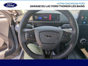 Photo 21 du bon plan FORD Mustang Mach-E 269ch Standard Range 76kWh Mach-E Propulsion occasion à 26990 €