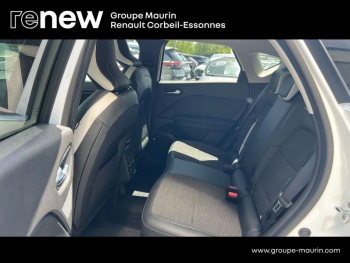 Photo 10 du bon plan RENAULT Captur 1.6 E-Tech hybride 145ch Intens -21 occasion à 19390 €