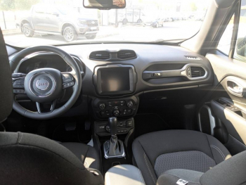 Photo 21 du bon plan JEEP Renegade 1.3 GSE T4 190ch 4xe Brooklyn Edition AT6 MY21 occasion à 17850 €