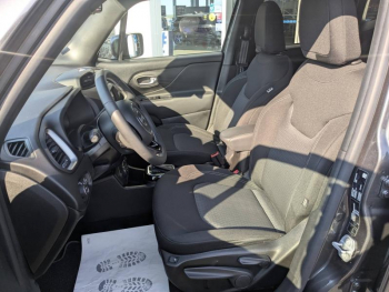 Photo 22 du bon plan JEEP Renegade 1.3 GSE T4 190ch 4xe Brooklyn Edition AT6 MY21 occasion à 17850 €