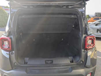 Photo 26 du bon plan JEEP Renegade 1.3 GSE T4 190ch 4xe Brooklyn Edition AT6 MY21 occasion à 17850 €