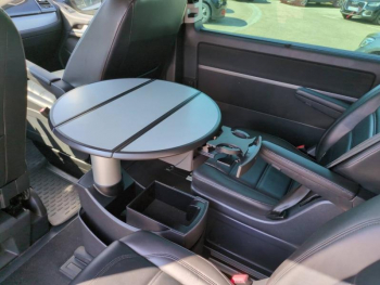 Photo 17 du bon plan VOLKSWAGEN Multivan 2.0 TDI 150ch BlueMotion Technology Carat 4Motion DSG7 Court occasion à 33990 €