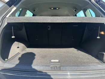Photo 19 du bon plan VOLKSWAGEN Tiguan 2.0 TDI 150ch Confortline Business occasion à 19500 €