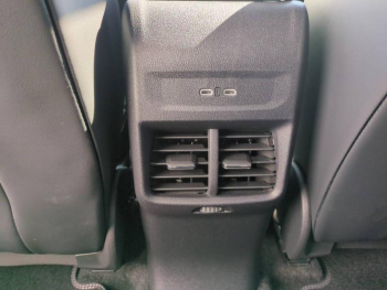 Photo 18 du bon plan FORD Explorer 286ch Extended Range 77kWh Pack Premium RWD occasion à 43990 €