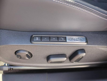 Photo 20 du bon plan FORD Explorer 286ch Extended Range 77kWh Pack Premium RWD occasion à 43990 €