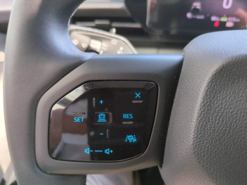 Photo 25 du bon plan FORD Explorer 286ch Extended Range 77kWh Pack Premium RWD occasion à 43990 €