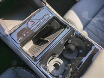 Photo 30 du bon plan FORD Explorer 286ch Extended Range 77kWh Pack Premium RWD occasion à 43990 €