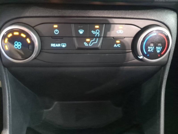 Photo 16 du bon plan FORD Fiesta 1.0 EcoBoost 95ch Cool & Connect 5p occasion à 11990 €