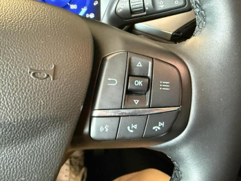 Photo 12 du bon plan FORD Kuga 2.5 Duratec 190ch FHEV E85 Titanium BVA occasion à 22989 €