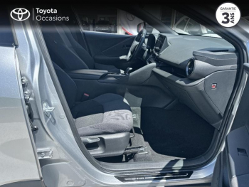 Photo 6 du bon plan TOYOTA C-HR 1.8 Hybride 140ch Design MY25 occasion à 27490 €
