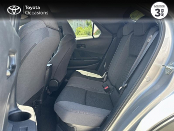 Photo 12 du bon plan TOYOTA C-HR 1.8 Hybride 140ch Design MY25 occasion à 27490 €
