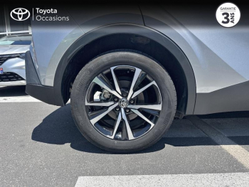 Photo 16 du bon plan TOYOTA C-HR 1.8 Hybride 140ch Design MY25 occasion à 27490 €