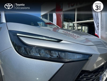 Photo 20 du bon plan TOYOTA C-HR 1.8 Hybride 140ch Design MY25 occasion à 27490 €