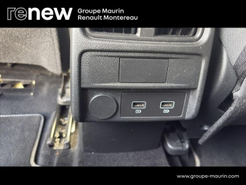 Photo 15 du bon plan RENAULT Arkana 1.6 E-Tech hybride 145ch Evolution -22 occasion à 19990 €